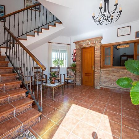 Hostal Vista A La Sierra Valle de Abdalagis Bagian luar foto