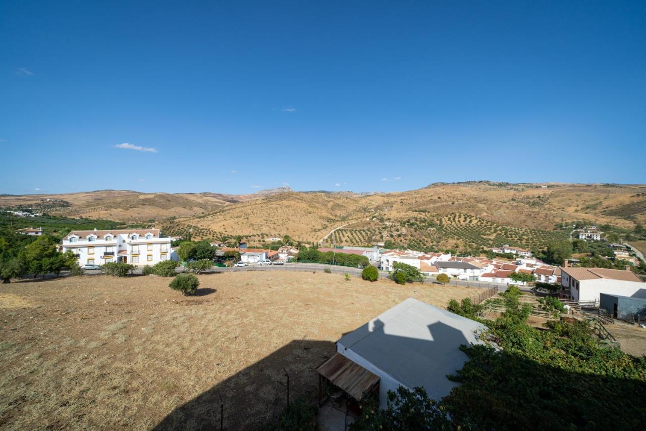 Hostal Vista A La Sierra Valle de Abdalagis Bagian luar foto