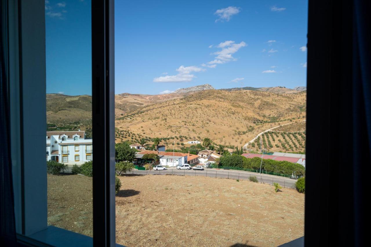 Hostal Vista A La Sierra Valle de Abdalagis Bagian luar foto